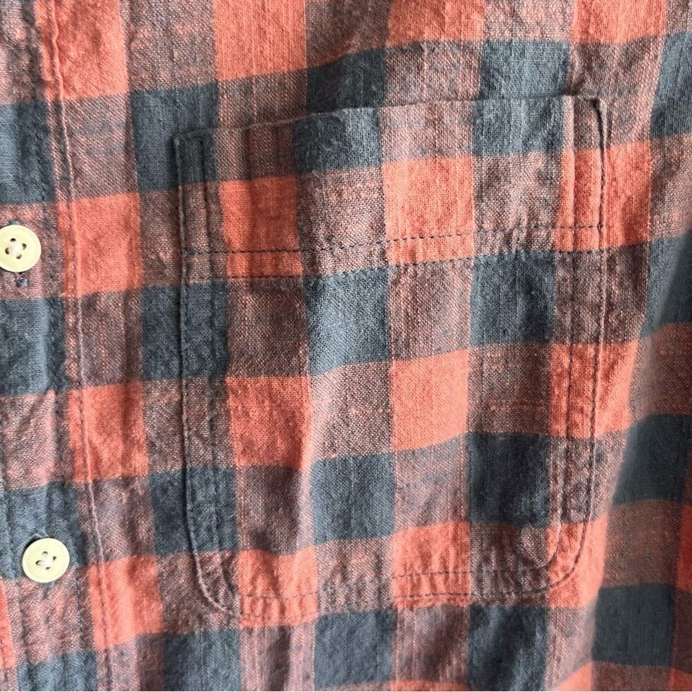 Women's American Eagle Pink & Blue Plaid Button Down Shirt - Picture 4 of 7